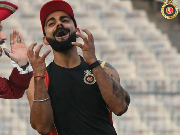 అందుబాటులో ఉన్న బౌలర్లు: