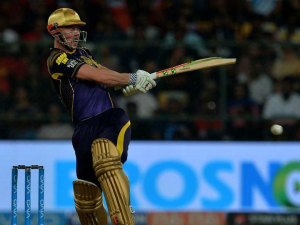 అనవసర షాట్లు ఆడకుండా :