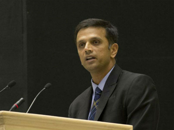 ద వాల్‌గా పేరు తెచ్చుకున్న ద్రవిడ్