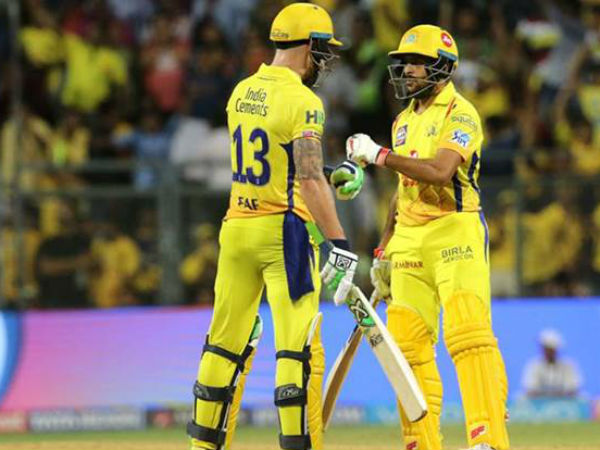  పవర్‌ప్లేలో 35 పరుగులు చేసిన చెన్నై