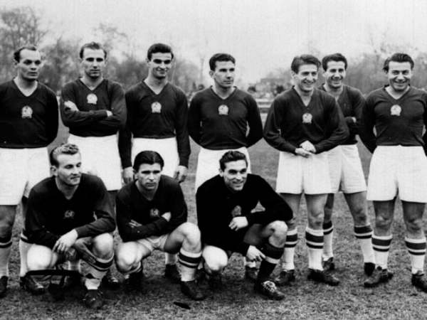 టోటల్ ఫుట్‌బాల్ ఆటకు బ్రాండ్‌ హంగేరియా