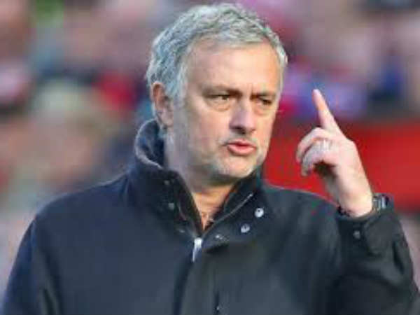 రొనాల్డోతో కాంట్రాక్టుకు మాంచెస్టర్ యునైటెడ్ సై