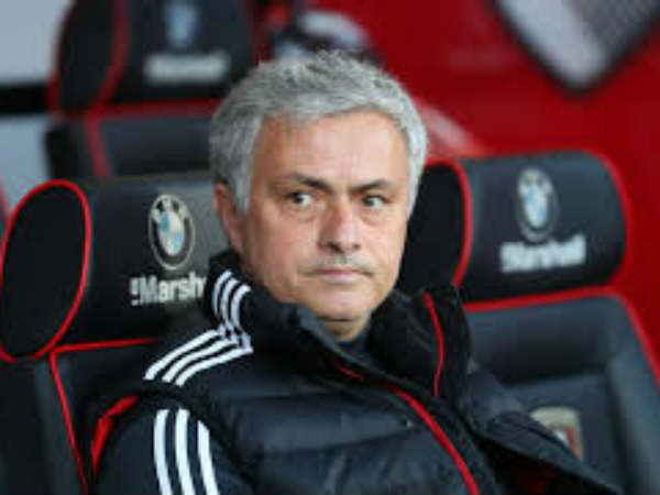  మరో 15 ఏళ్లు మేనేజర్‌గా వ్యవహరించనున్న మౌరిన్హో