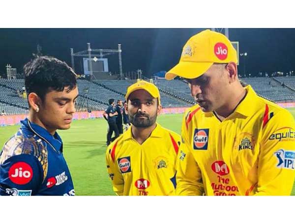  ధోనీని ఎప్పుడు కలిసినా చాలా నేర్చుకుంటా