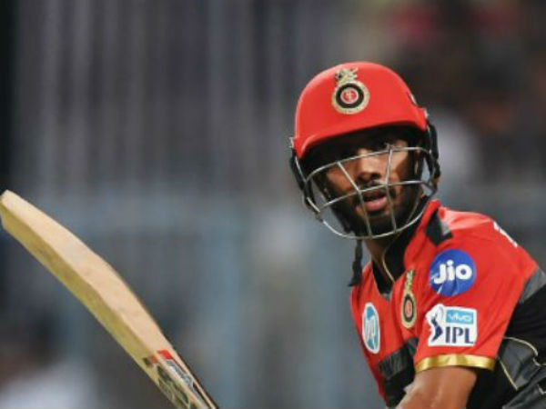 204 పరుగులు చేసిన మన్‌దీప్‌ సింగ్‌