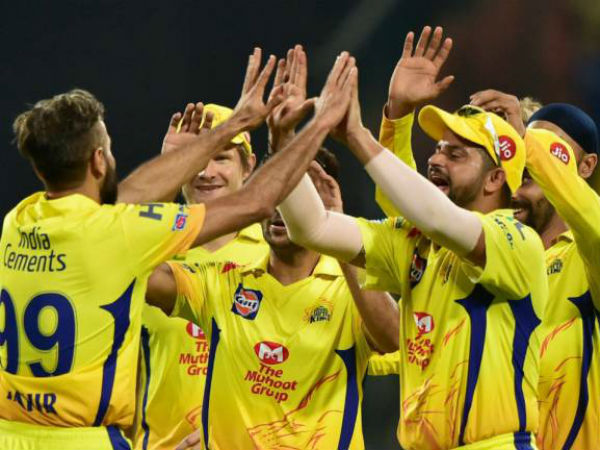 హైదరాబాద్‌పై చెన్నై అద్భుత విజయం: