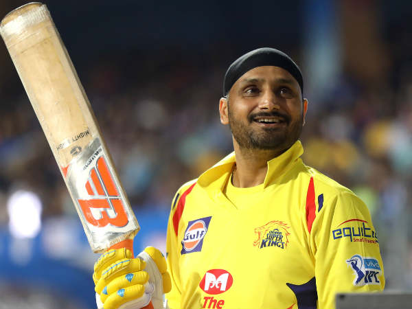 హర్భజన్‌ సింగ్‌, దీపక్‌ చాహర్‌లను బ్యాటింగ్‌ ఆర్డర్‌లో మార్పులతో