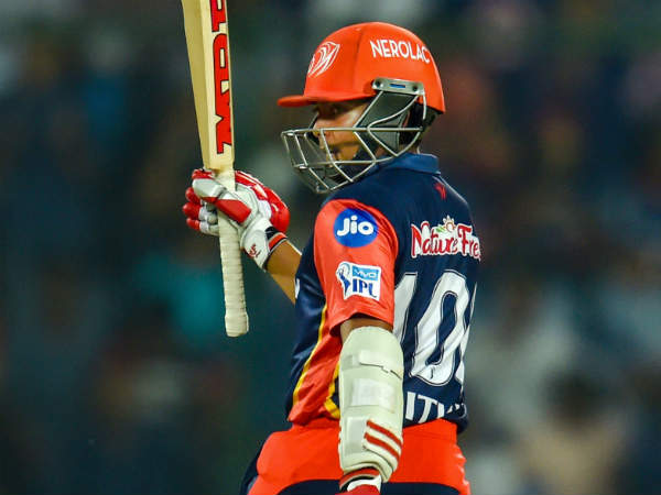 వేలంలో రూ. 1.2 కోట్లకు ఢిల్లీ కొనుగోలు