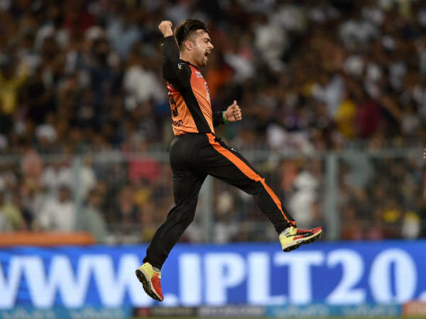 ఒక్కసారిగా వరుస బాంబు పేలుళ్లు