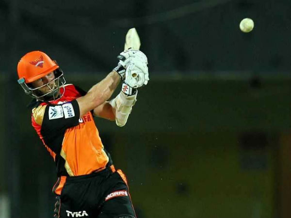 బ్యాటింగ్ భారమంతా కెప్టెన్ విలియమ్సన్