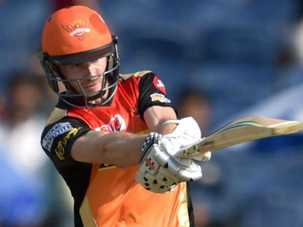 పట్టికలో 14 పాయింట్లతో అగ్రస్థానంలో :