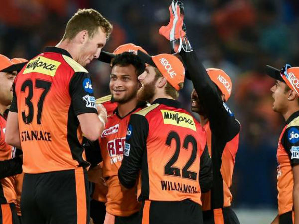 తక్కువ స్కోరుతోనే అనేక సార్లు మ్యాచ్‌ను గెలిచి: