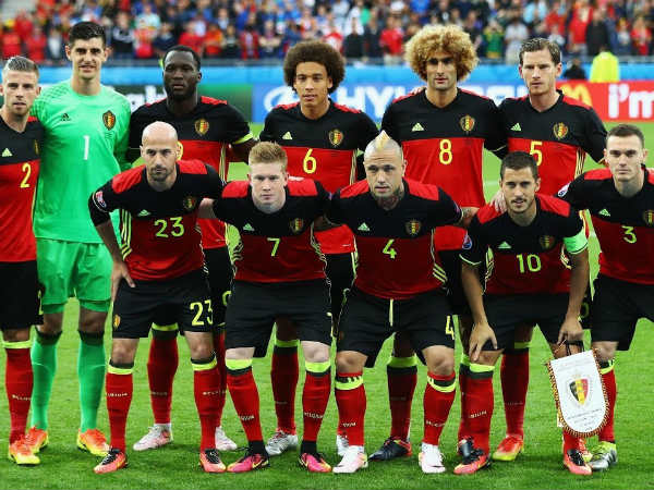 సాకర్ సంరంభానికి నైంగ్లోవాన్ లేకుండా బెల్జియం టీం