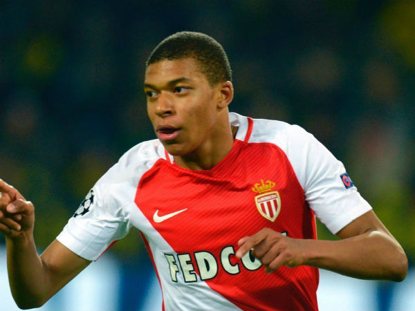 గతేడాది యువ ప్లేయర్ అవార్డుకు బాప్పే ఎంపిక