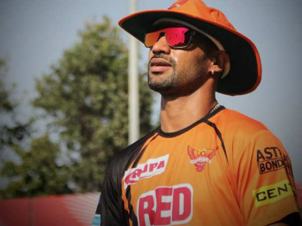 ధావన్ అత్యధిక వ్యక్తిగత స్కోరు 92 నాటౌట్