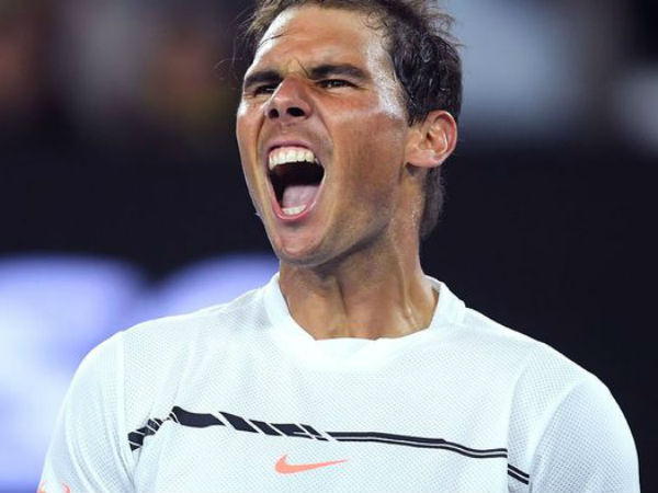 చేతి కండరాలు పట్టేయటంతో 