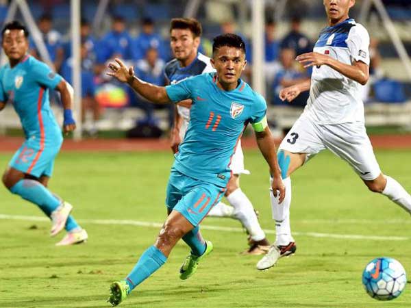 అదే దూకుడు కొనసాగించిన భారత్‌