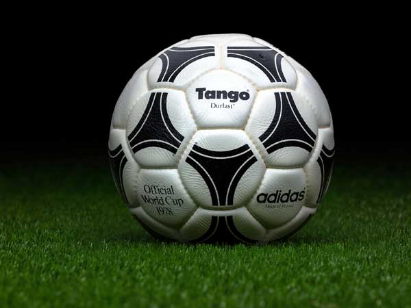 నెలకు 7 లక్షల ఫుట్‌బాళ్లు ఉత్పత్తి