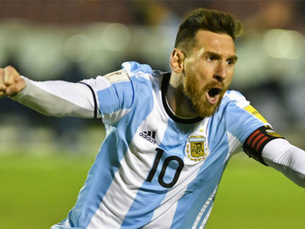 పూజగది సైతం అవే రంగులు