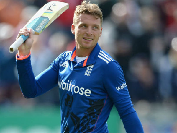 ఒంటిచేత్తో ఇంగ్లాండ్ని గెలిపించాడు ఒంటిచేత్తో ఇంగ్లాండ్ని గెలిపించాడు