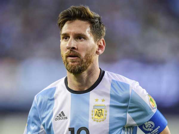 ఓటమికి గురైన ప్రతిసారీ మీడియా.. మెస్సీనే టార్గెట్?