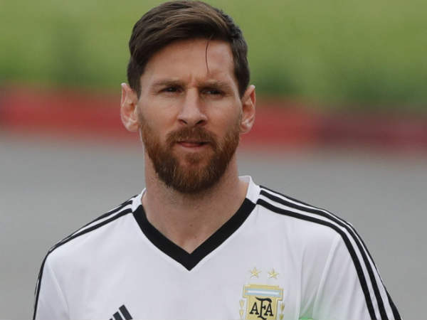 మెస్సీ విఫలమవుతుంటే.. పోర్చుగల్ రొనాల్డొ అదిరిపోయేలా: 