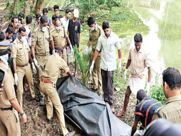 30 ఏళ్ల డీనూ అలెక్స్‌ ఓ ప్రైవేట్‌ కంపెనీలో అకౌంటెంట్‌గా