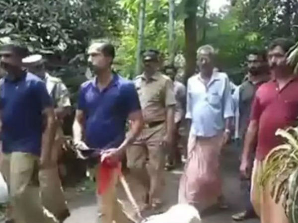 డాగ్‌ స్క్వాడ్‌ సాయంతో ఆ చుట్టుపక్కల గాలింపు