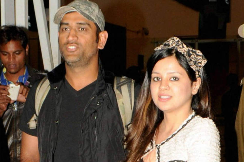 Dhonis Wife Alleges Threat to Life, Applies For Arms License Dhonis Wife Alleges Threat to Life, Applies For Arms License