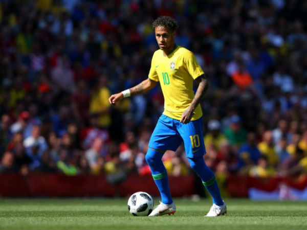 ప్రపంచంలోనే ఖరీదైన స్ట్రయికర్‌గా నెయ్‌మార్