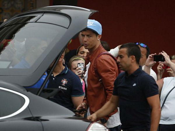 ఏకంగా రూ.16లక్షలు టిప్‌గా 