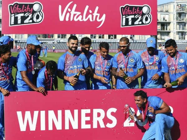 ఇంగ్లాండ్‌ను కట్టడి చేయడం అభినందనీయం