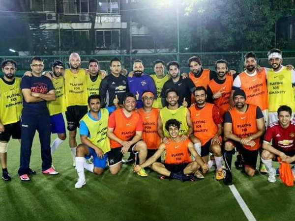  బాలీవుడ్‌ స్టార్లు-క్రికెటర్ల మధ్య ఛారిటీ మ్యాచ్‌
