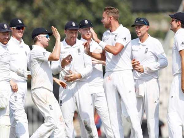 ఎడ్జిబాస్టన్‌లో 50 టెస్టులాడిన ఇంగ్లాండ్