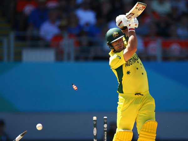 హిట్‌ వికెట్ రూపంలో పెవిలియన్ బాట