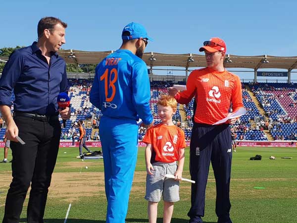  వరుసగా వికెట్లను కోల్పోవడంతో మాపై ఒత్తిడి