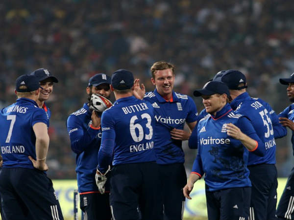  భారత్‌కు భిన్నంగా ఇన్నింగ్స్‌ ఆరంభించి: