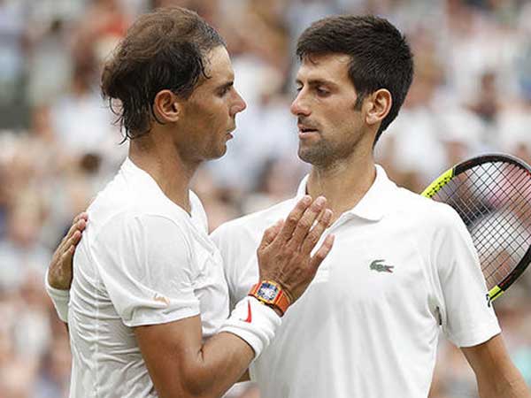 పదునైన సర్వీసులు, రిటర్న్‌లతో నొవాక్‌: