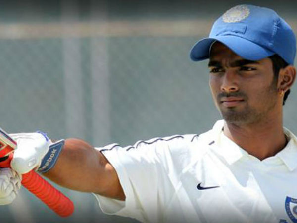 భారత్ తరుపున తొలి డబుల్ సెంచరీ తన్మయ్ శ్రీవాత్సవ్‌దే