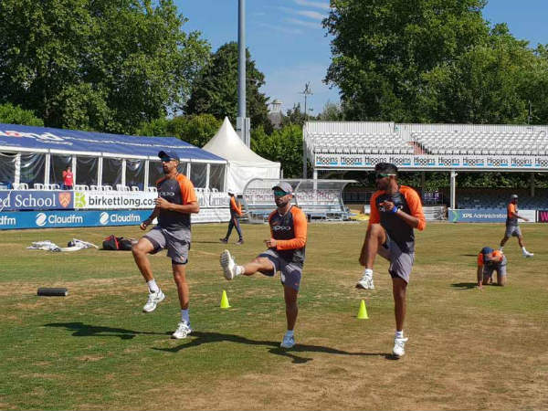  మైదానానికి వేడి గాలుల తాకిడి అధికంగా: 