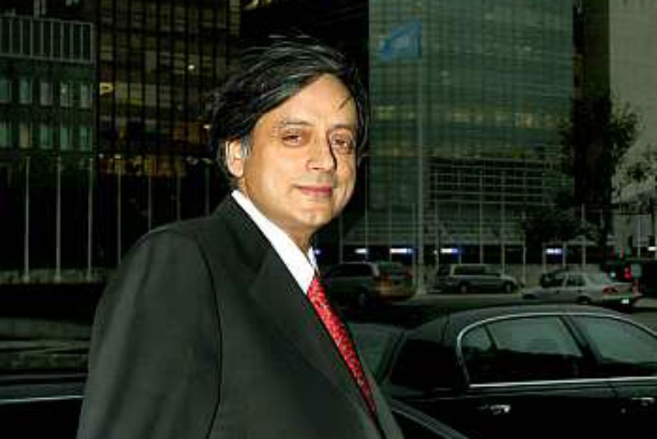 Shashi Tharoor Shocked By Indias Lords Debacle, Dreams Of Sensational Comeback