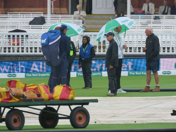 తొలి టెస్టులో విఫలమైన శిఖర్‌ ధావన్‌