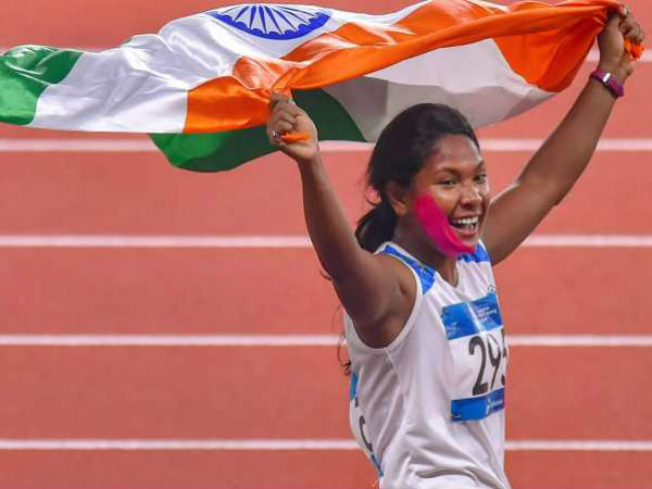  సందడిగా స్వప్న ఇల్లు