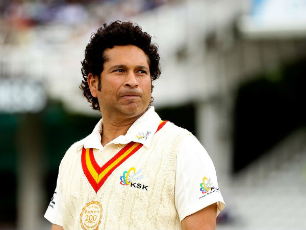 సచిన్‌ ఈ కారును ఎంత ధరకు అమ్మకానికి పెట్టాడో తెలుసా