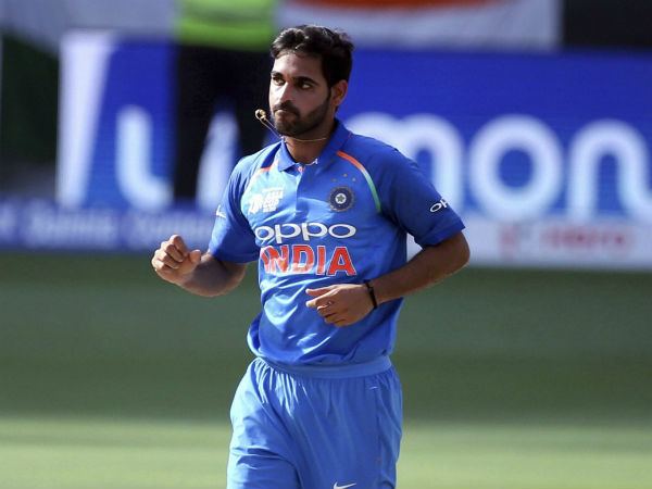 భువీకి మ్యాన్ ఆఫ్ ద మ్యాచ్ అవార్డు 