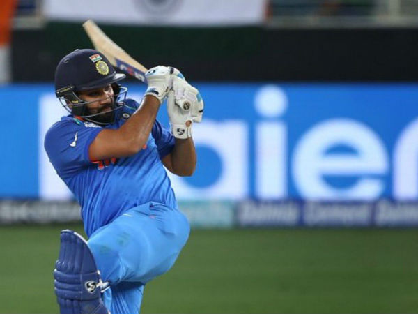 మూడు హాఫ్ సెంచరీలు బాదిన మూడో భారత క్రికెటర్