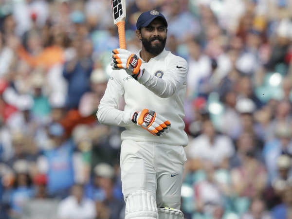 తొలి గంటలో 33 పరుగులు