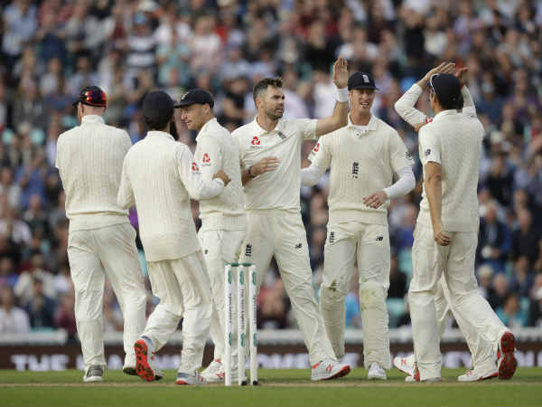 పదునైన బంతులతో బుమ్రాను బెదరగొట్టిన బ్రాడ్