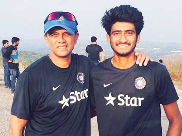  రాహుల్ ద్రవిడ్ స్కూల్ నుంచి వచ్చిన ఖలీల్ అహ్మద్