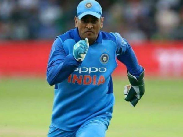 అన్ని ఫార్మాట్లలో కలిపి 500 దాటేసి